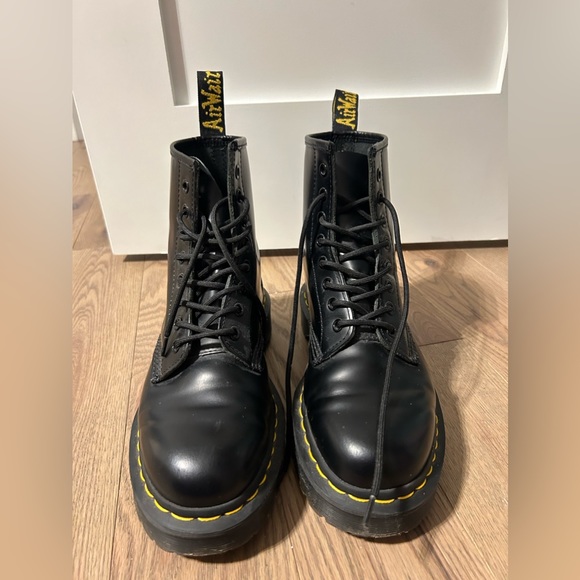 Dr. Martens Shoes - Doc Martens